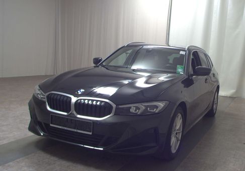 BMW 318, 2023