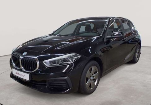 BMW 118, 2022 2