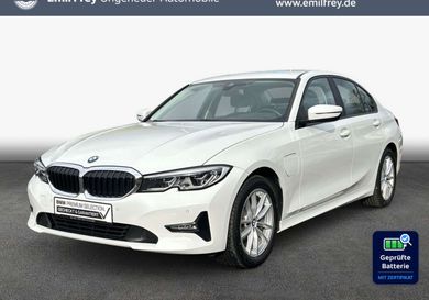 BMW 330, 2020