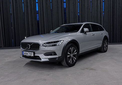 Volvo V90 Cross Country, 2024