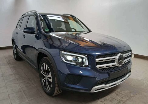 Mercedes-Benz GLB 200, 2023