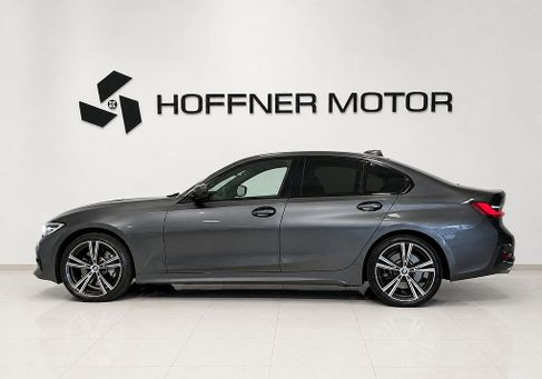 BMW 330, 2019