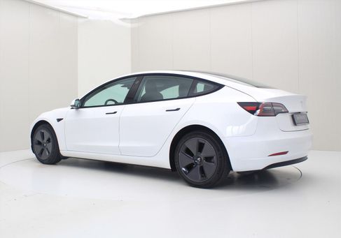Tesla Model 3, 2023 3