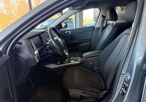 BMW 118, 2023