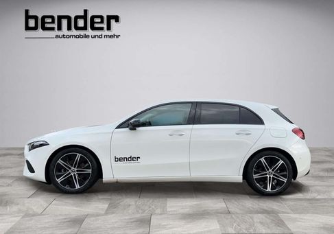 Mercedes-Benz A 180, 2023
