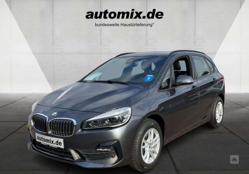 BMW 218, 2020