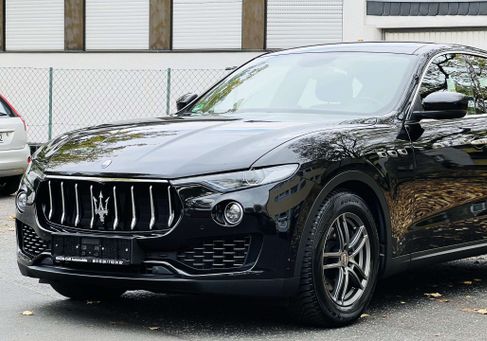 Maserati Levante, 2018