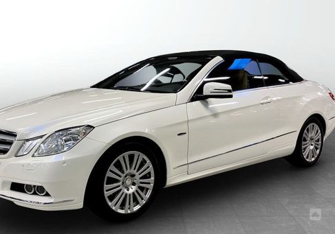 Mercedes-Benz E 200, 2011