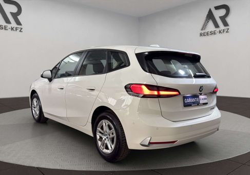 BMW 220, 2022 3