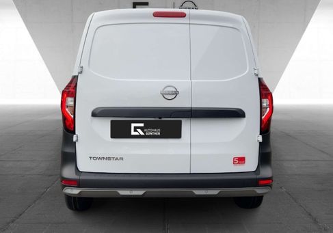 Nissan Townstar, 2025