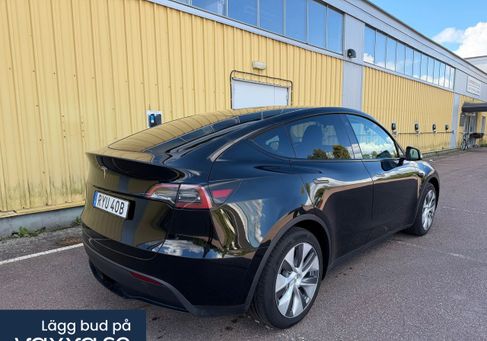 Tesla Model Y, 2023 3
