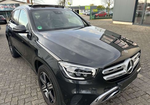 Mercedes-Benz GLC 300, 2021