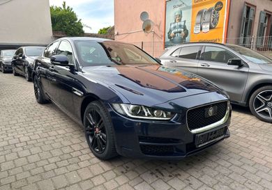 Jaguar XE, 2017