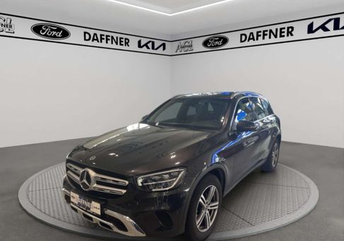 Mercedes-Benz GLC 200, 2021