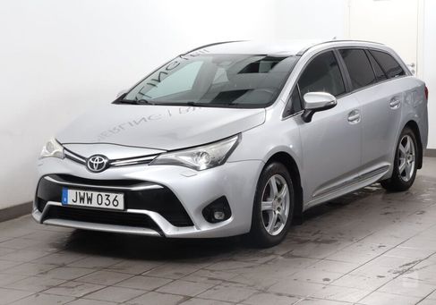 Toyota Avensis, 2015