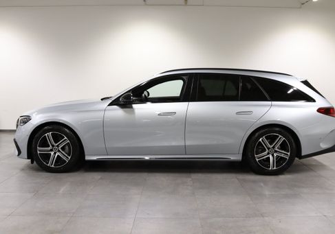 Mercedes-Benz E 220, 2025 3