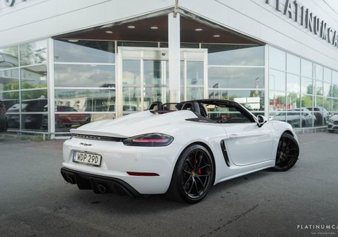 Porsche 718, 2021