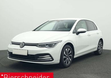 Volkswagen Golf, 2023