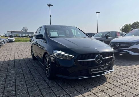 Mercedes-Benz B 180, 2024