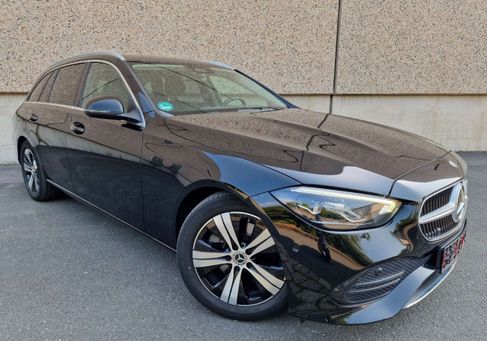 Mercedes-Benz C 200, 2022