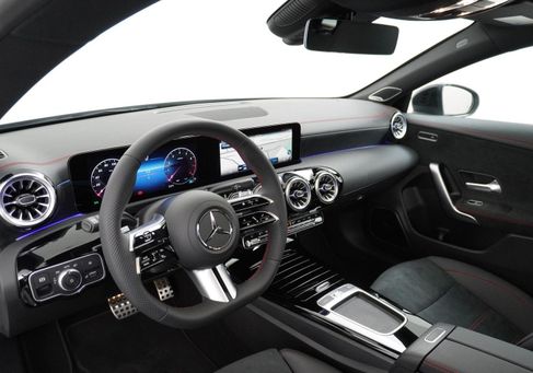 Mercedes-Benz CLA 180 Shooting Brake, 2025