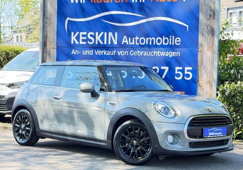 MINI ONE, 2018