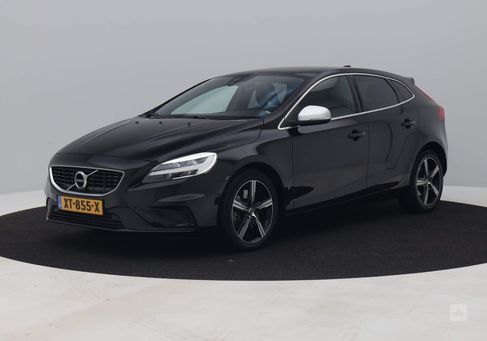 Volvo V40, 2019