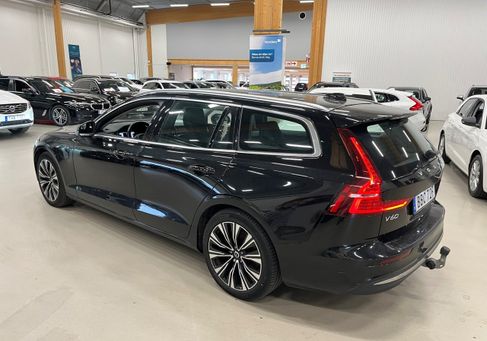 Volvo V60, 2023 2