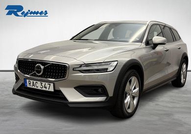 Volvo V60 Cross Country, 2023