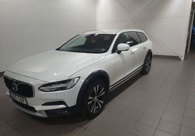 Volvo V90 Cross Country, 2020