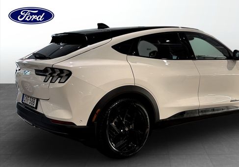 Ford Mustang Mach-E, 2022