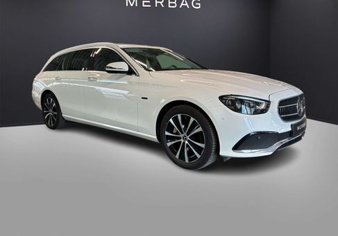 Mercedes-Benz E 300, 2021 3
