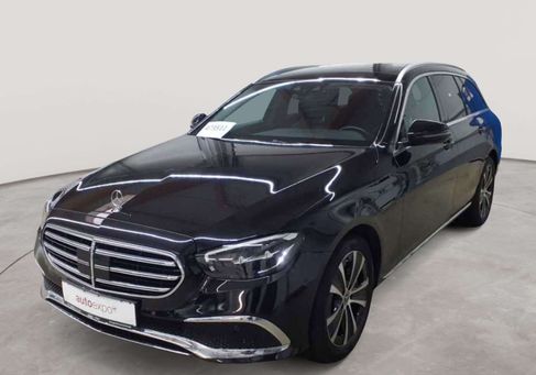Mercedes-Benz E 300, 2022 2