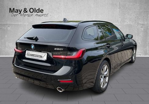 BMW 330, 2022 3