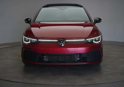 Volkswagen Golf, 2022