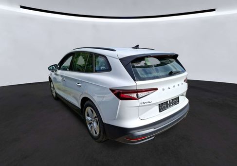 Skoda Enyaq, 2023 3
