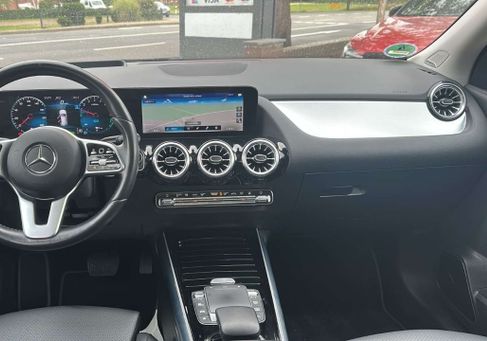 Mercedes-Benz GLA 250, 2021 2
