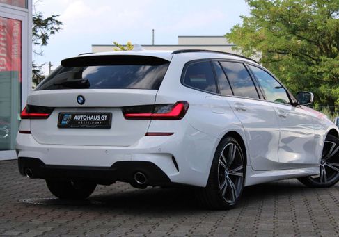 BMW 320, 2022