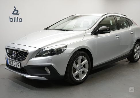 Volvo V40 Cross Country, 2016