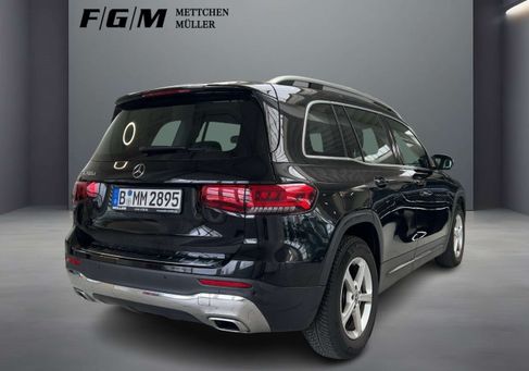 Mercedes-Benz GLB 200, 2021