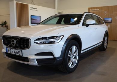 Volvo V90 Cross Country, 2018