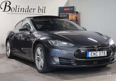 Tesla Model S, 2014