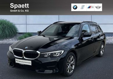 BMW 318, 2022
