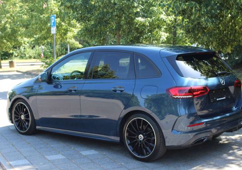 Mercedes-Benz B 200, 2021