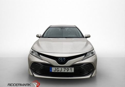 Toyota Camry, 2019