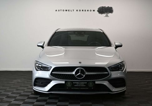 Mercedes-Benz CLA 200, 2021