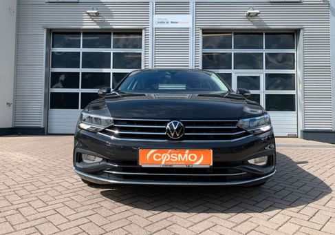 Volkswagen Passat, 2021