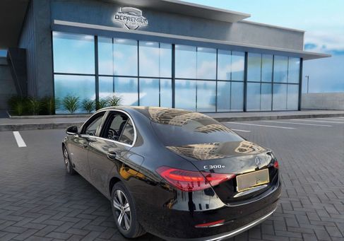Mercedes-Benz C 300, 2022