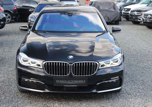 BMW 740, 2017