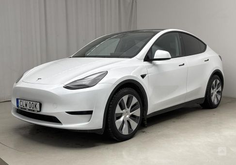 Tesla Model Y, 2023